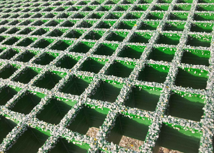 铺沙防滑型格栅